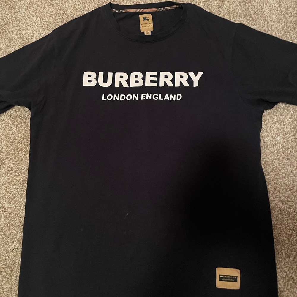 burberry tshirt size XL